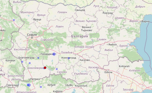Земетресение е регистрирано късно през изминалата нощ край Сърница. Това