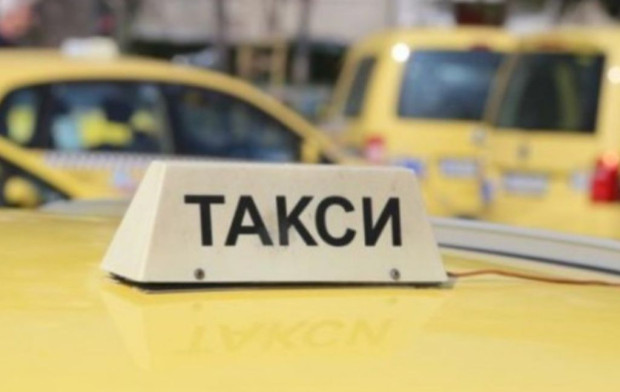 Таксиметровите шофьори в София излизат на безсрочен протест