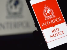 Заловиха мъж, издирван с червена бюлетина от Интерпол