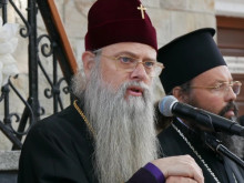 Митрополит Николай с историческо богослужение в Истанбул