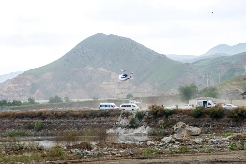Хеликоптерът на Раиси е напълно изгорял, на мястото на катастрофата няма оцелели