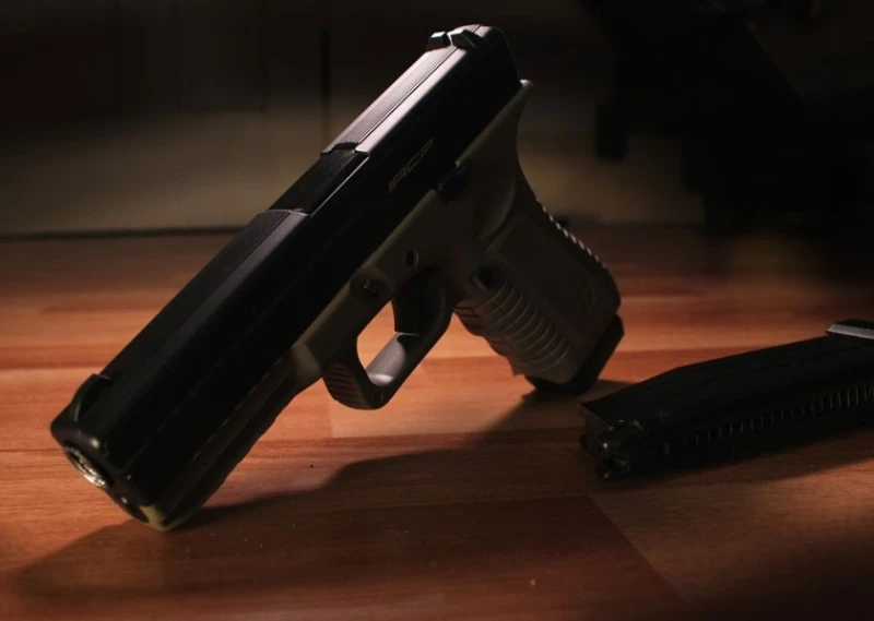 Спипаха мъж с незаконни пистолети и боеприпаси в Монтанско