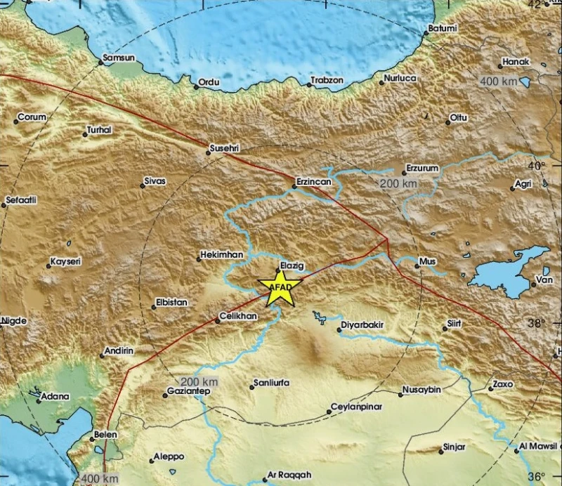 Силно земетресение разтърси Източна Турция
