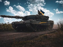 Испания обяви предаването на партия танкове Leopard на Украйна