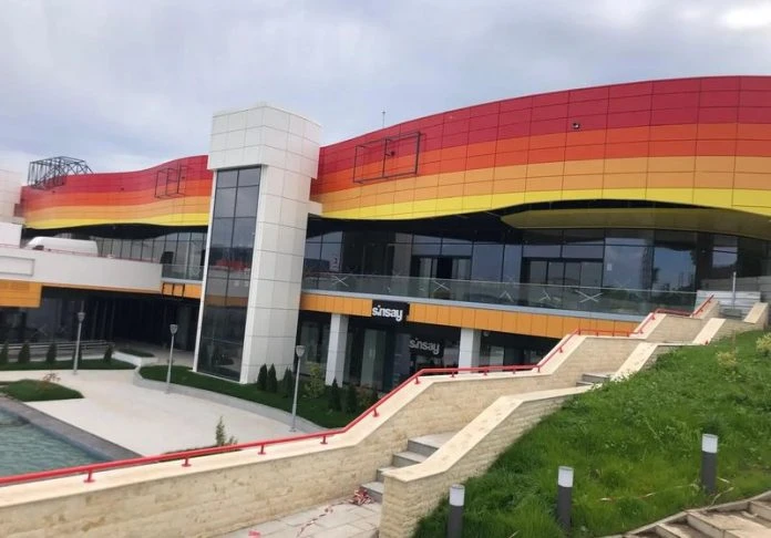 Бизнесдама: Предстои откриване на голям мол на 15 км от България