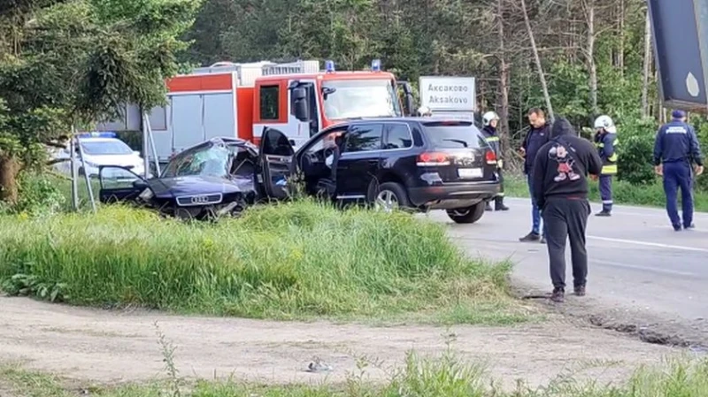 Премиерът Главчев иска писмени обяснения за катастрофата с Кирил Петков
