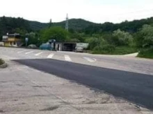 Проблем: Положиха асфалт на мястото на смъртоносната катастрофа с кола на НСО и Кирил Петков