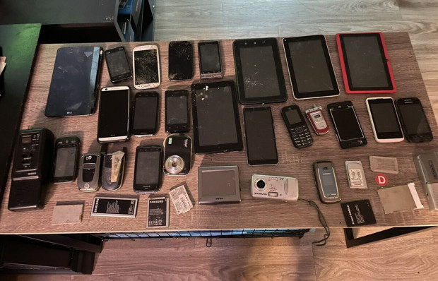 Призив: Изпратете стари мобилни телефони, таблети и компютри за Украйна!