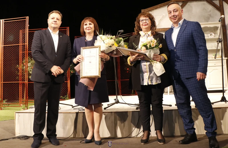 В навечерието на 24 май: В стара столица раздадоха награди