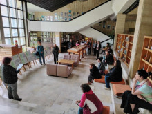 Изложба за три краеведски печатни издания бе открита в регионалната библиотека в Смолян