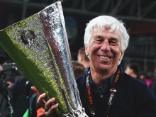 Шампионът в Лига Европа предлага нов договор на наставника си