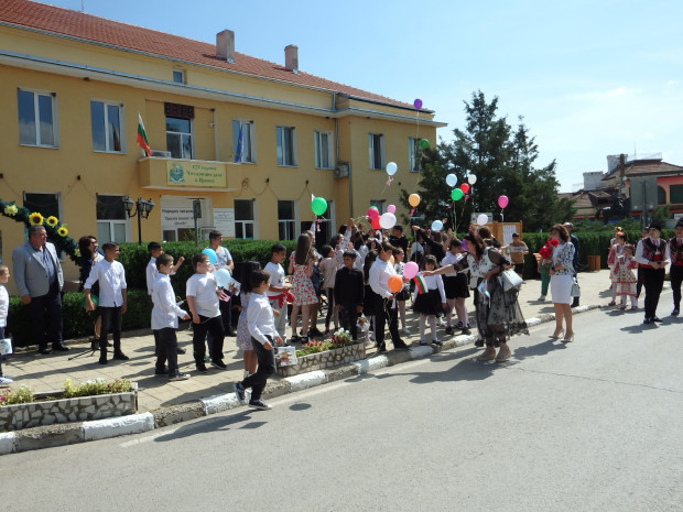 TD 24 май празникът на българската духовност събра десетки жители