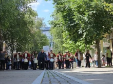 Хиляди се включиха в празничното шествие за 24-ти май в Благоевград