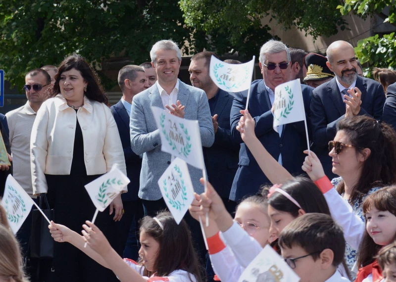 Кметът Коцев за 24 май: Емоцията на днешния празник е голяма, във Варна този заряд е особено силен