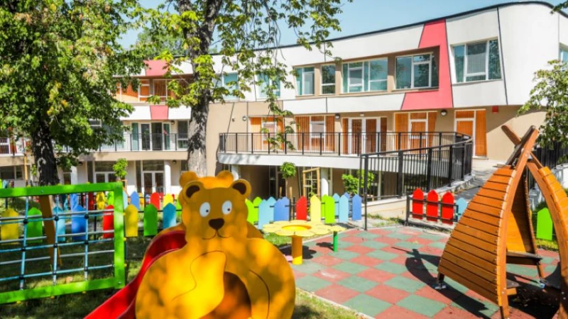 Хиляди деца остават без места в ясли и градини в София