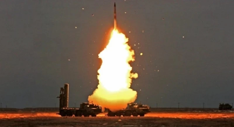 Украйна: Русия изстреля четири ракети С-300 по Харков