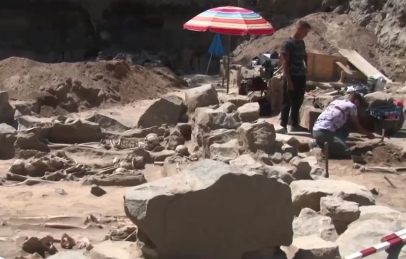 Археолози откриха уникален манастир в Созопол