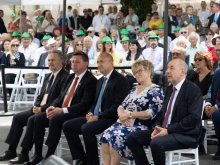 Президентите на България и Унгария откриха новопостроената сграда на Български образователен и културен център