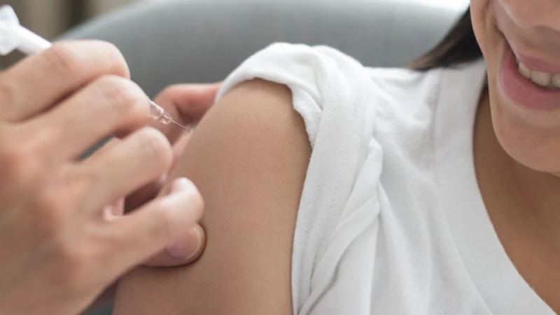 Все повече момичета в България се ваксинират срещу папиломавирус