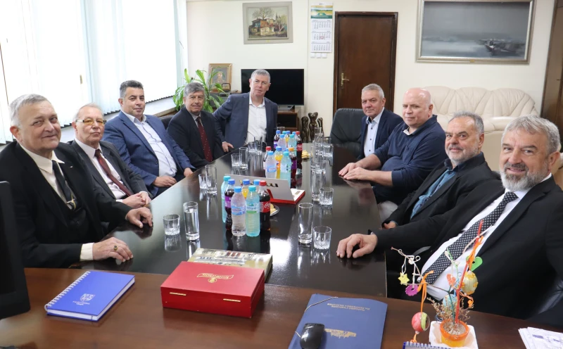 Драгомир Драганов се срещна с бивши областни управители на Русе