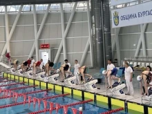 Няколко поправки на рекорди в последния ден Купата на кмета в Бургас по плуване