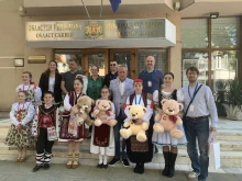 Децата от фестивала "Приятелство без граници" гостуваха в Областна администрация Сливен