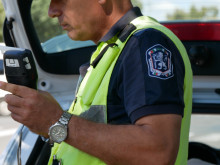 Дрогиран шофира по пътя Бургас – Малко Търново, в колата откриха наркотик