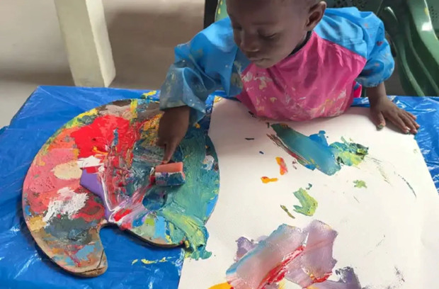 Малко дете от Гана стана най младият художник в света