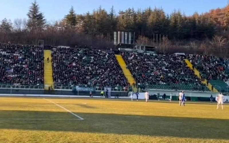 Масови оставки в клуб от Първа лига
