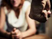 Задържаха мъж в Плевен за причинена лека телесна повреда в условията на домашно насилие