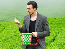 Ергенът Виктор забегна много далече от България