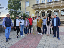 Караянчева в Брезово: Чрез краткотрайни решения на политическите проблеми не се правят сериозни реформи
