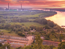 За да се спасят от бълхи и кърлежи, в Свищов започват пръскане