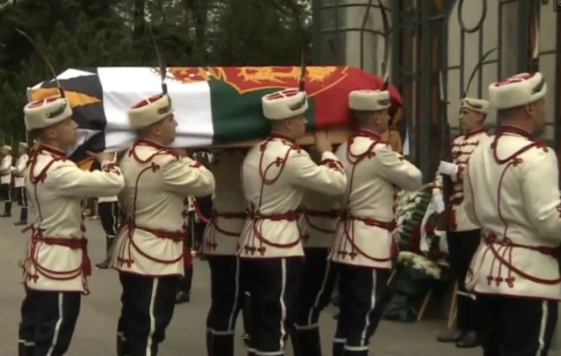 Днес цар Фердинанд ще бъде погребан в криптата на двореца "Врана"
