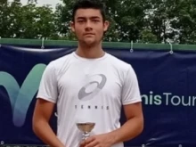 Джордж Лазаров записа четири успеха и продължава напред на тенис турнир в Сърбия