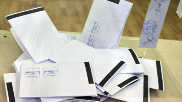 Указания за избирателите които ще гласуват с хартиени бюлетиниЗа да