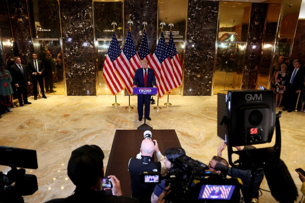 Доналд Тръмп даде пресконференция в Trump Tower на която отправи