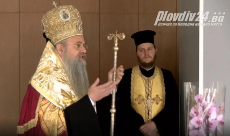 Богослов: Николай Пловдивски се заиграва с евроатлантизма, но не трябва да се забравят русофилските му реакции