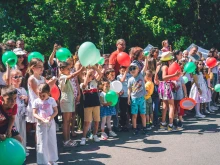 Стотици детски усмивки, много емоции, балони и пъстри анимационни герои на първи юни в Ямбол