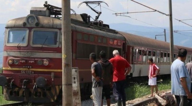 Сигнал от Пловдив: Влаковете на БДЖ се движат всекидневно с огромно закъснение