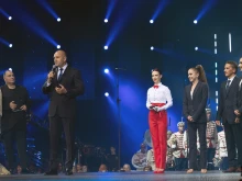 Румен Радев удостои с Почетния знак на президента наши циркови артисти