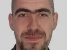 Ако видите този мъж, веднага се обадете в полицията