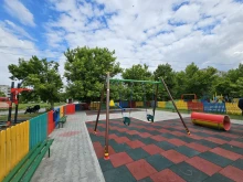 Продължават ремонтите на детски площадки в Търговище