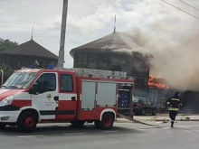 Голям пожар във Варна на бившата Циркова площадка