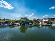 Българите луднаха да купуват къщи на морето