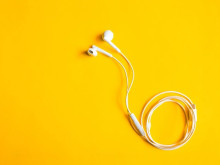 "Умни" слушалки избират какво да чуваме
