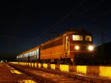 Влак прегази работник и прати друг в болница между гарите Телиш и Горни Дъбник