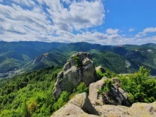Изграждат път до природни феномени в Родопите
