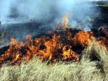 Силистренка причини пожар в опитите си да почисти тревни площи