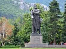 Правителството даде пари за основен ремонт на паметника на Ботев във Враца